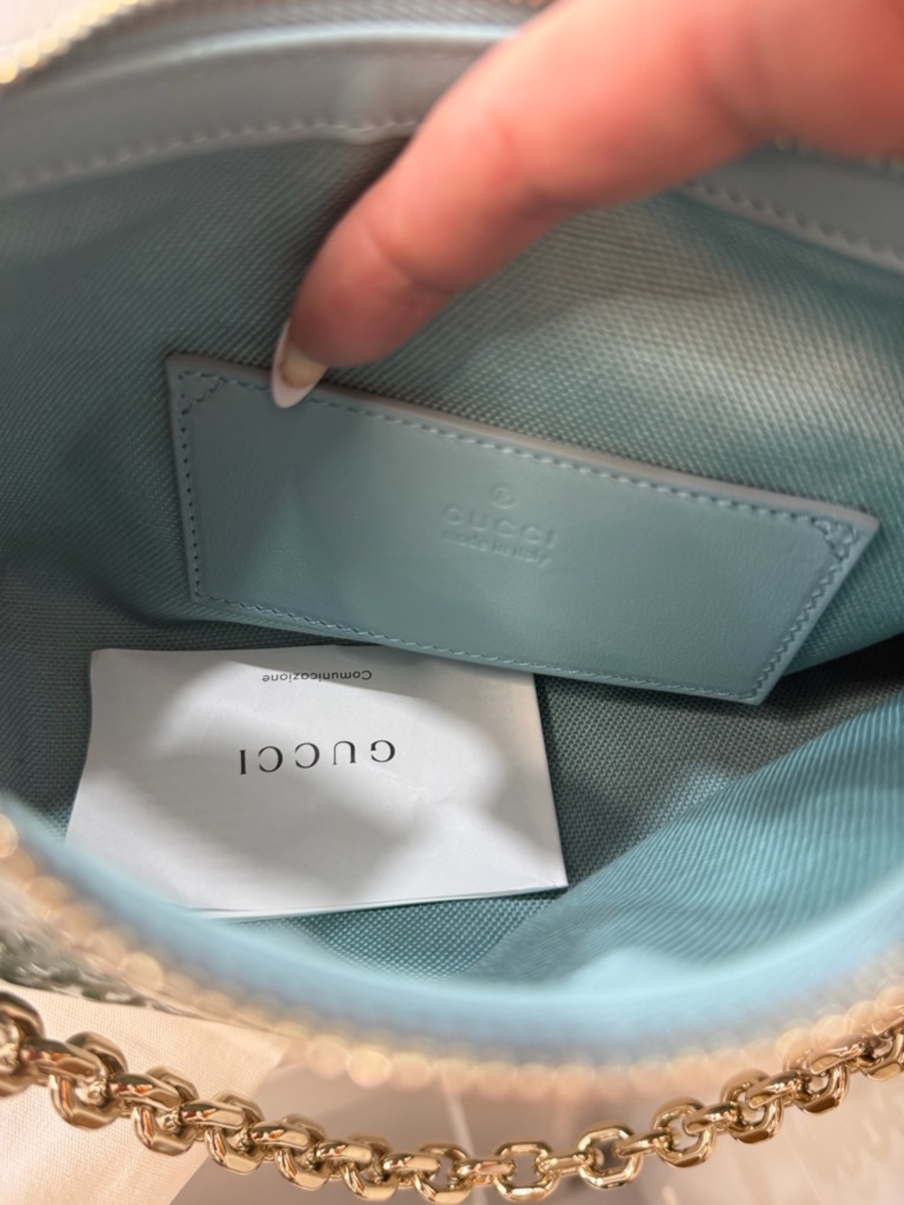Gucci BNIB GG Emblem small shoulder bag - Picture 7 of 10